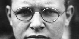 俄巴底潜伏于败坏体系内拯救百名先知（王上18:1-4）