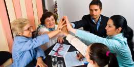 赞美的鼓励（林后7）