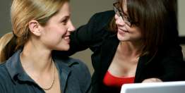 在工作中相互扶持（腓立比书4:10–11，15–16）