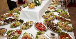 殷勤招待（希伯来书13:1-3）